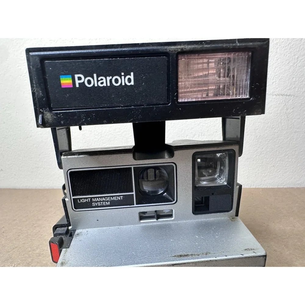 Polaroid Sun 600 LMS Vintage Instant Camera Black Silver Tested